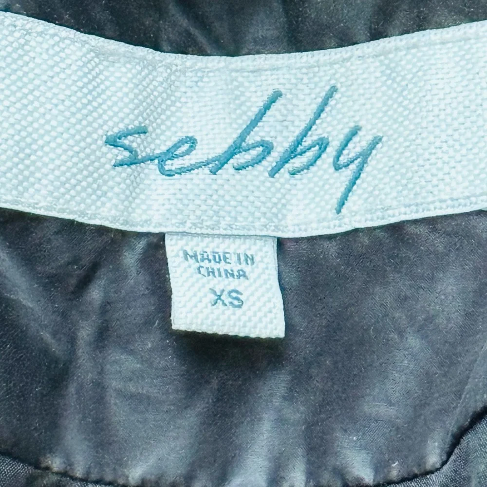 Sebby Cropped Puffer Jacket - Picture 4 of 9